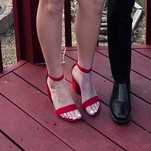 High heels red